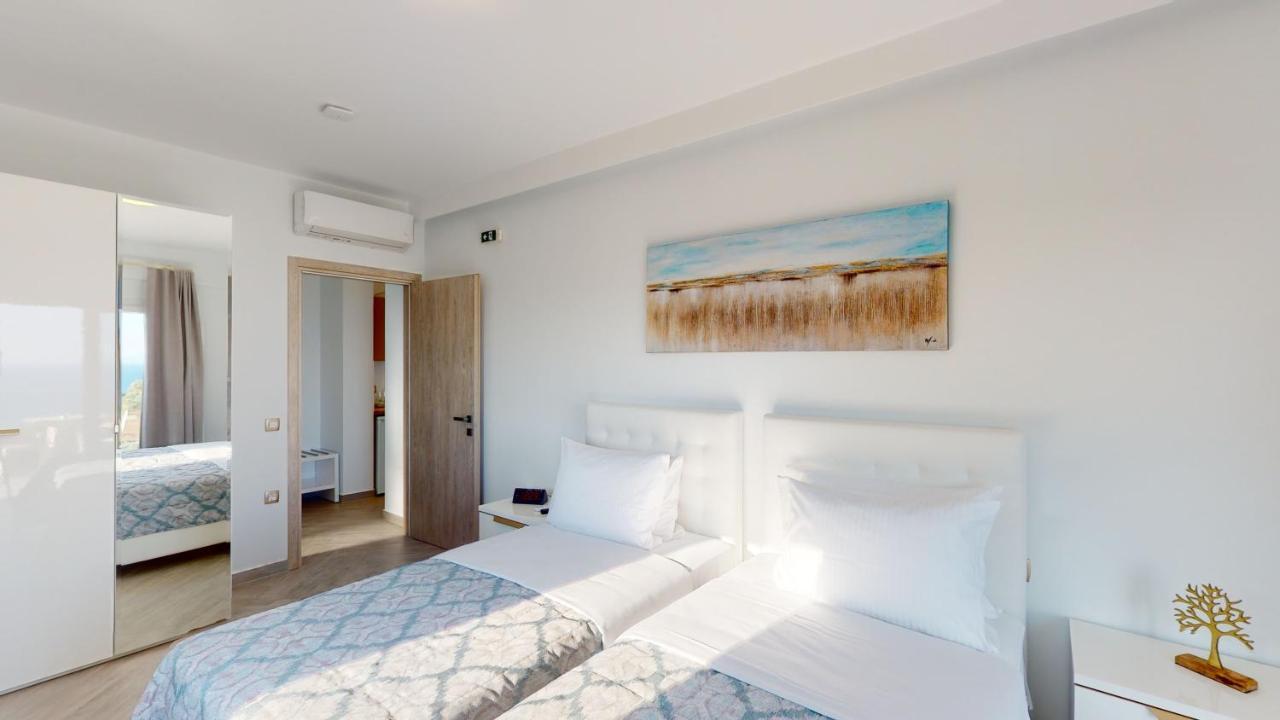 Golden Lion Parga Hotel Exterior foto
