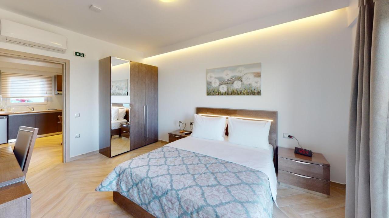 Golden Lion Parga Hotel Exterior foto